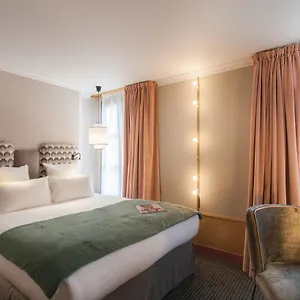 Hotel Handsome, Parigi